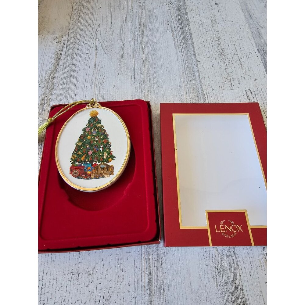 Lenox 2021 trees around world Costa Rica ornament new porcelain Xmas tree 892588